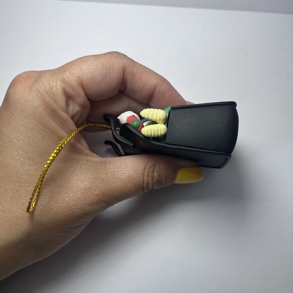 RARE HARLEY DAVIDSON CHRISTMAS ORNAMENT SANTAS ELF ON A SADDLEBAG DATED 1997 VTG - Picture 7 of 14